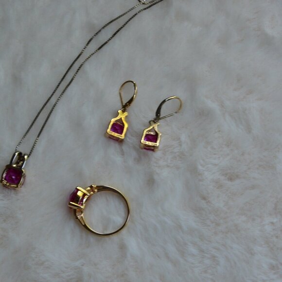 Technibond Sterling Silver Goldtone Necklace Ring & Earrings Ruby Set - Picture 9 of 10